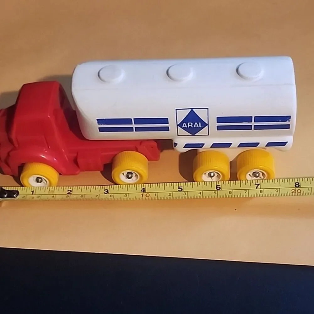 Aral Tanker Toy Truck Vintage Viking Plastic made in Sweden.